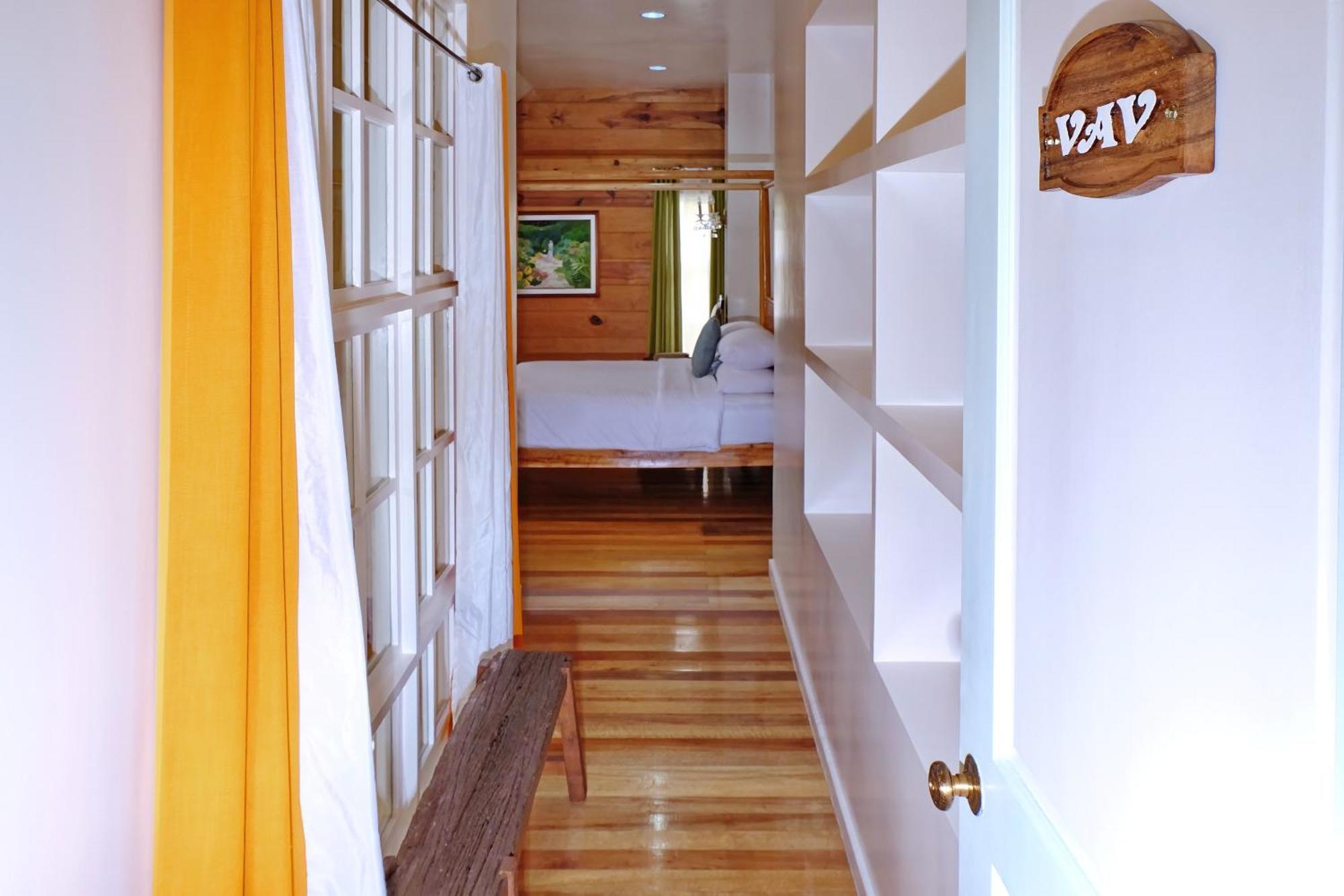 Guest Haven Chalet Baguio Bed And Breakfast Baguio City Exterior photo